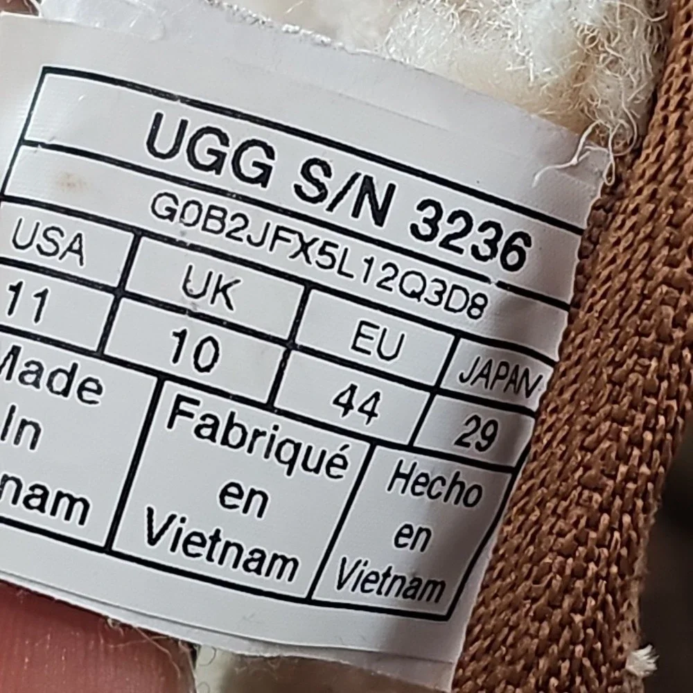 UGG NEUMEL 3236 Men's Boot Size 11-‎ Brown/Chestnut